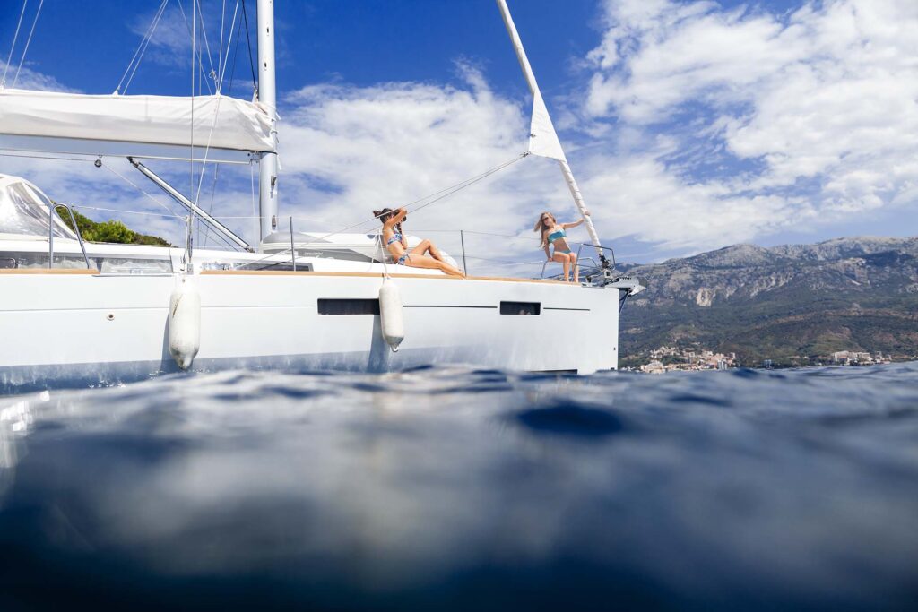 Top 5 Reasons to Choose a Yacht Charter in the British Virgin Islands